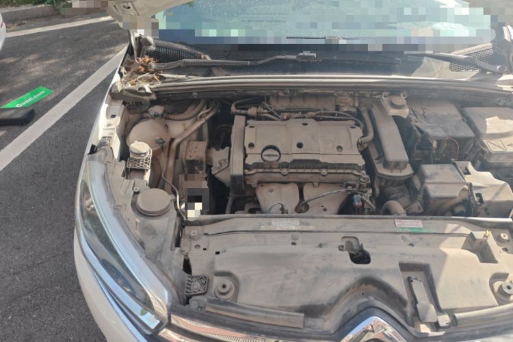 Used Citroen C4 Sega 2018 1.6L Manual Comfort Model Engine Bay Right
