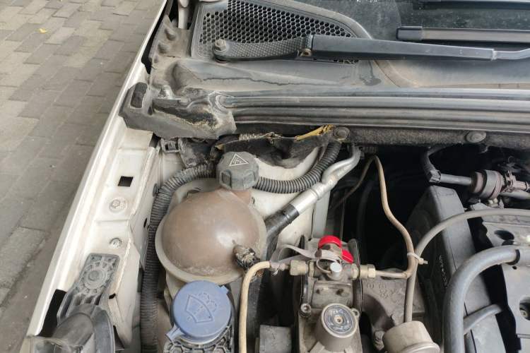 Used Citroen C4 Sega 2018 1.6L Manual Comfort Model Engine Bay Right
