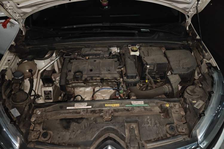 Used Citroen C4 Sega 2018 1.6L Automatic Luxury Model Engine Bay