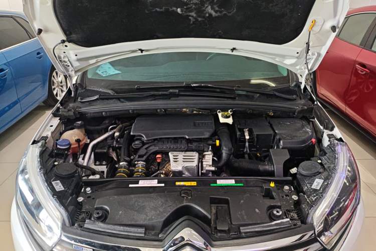 Used Citroen C4 Sega 2018 230THP Automatic Flagship Edition Engine Bay
