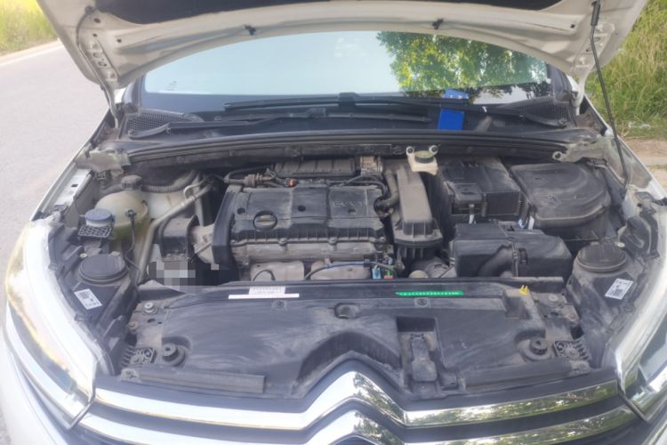 Used Citroen C4 Sega 2018 1.6L Manual Comfort Model Engine Bay