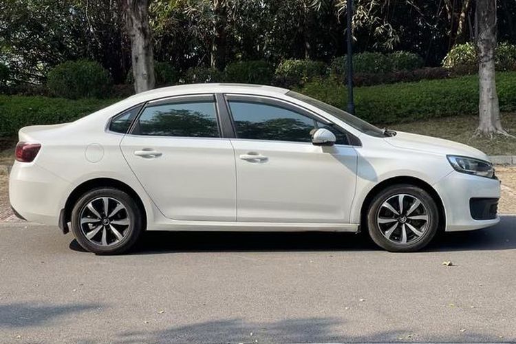 Used Citroen C4 Sega 2018 1.6L Automatic Luxury Model Exterior 1