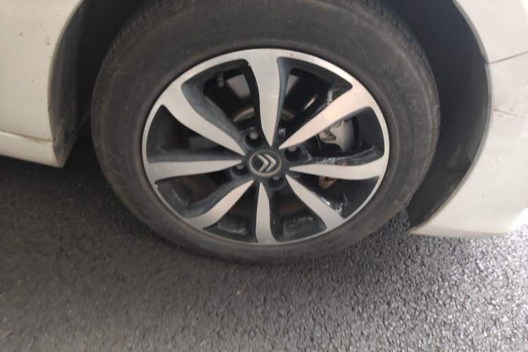 Used Citroen C4 Sega 2018 1.6L Manual Luxury Model Exterior 1