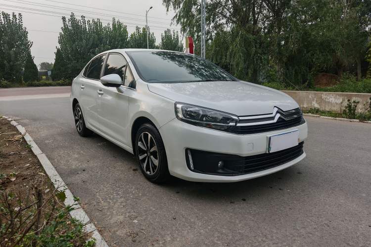Used Citroen C4 Sega 2018 1.6L Automatic Luxury Model Exterior 2