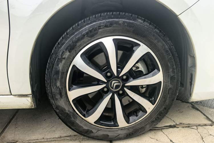 Used Citroen C4 Sega 2018 1.6L Automatic Luxury Model Exterior 3