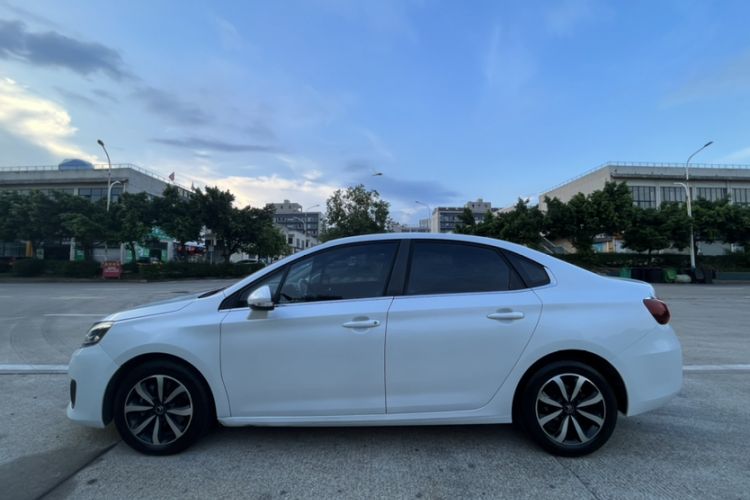 Used Citroen C4 Sega 2018 1.6L Automatic Luxury Model Exterior 3