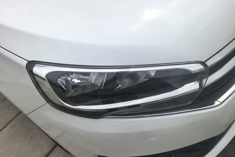 Used Citroen C4 Sega 2018 1.6L Automatic Luxury Model Exterior 4