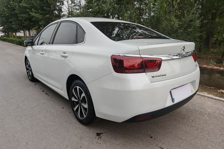 Used Citroen C4 Sega 2018 1.6L Automatic Luxury Model Exterior 4