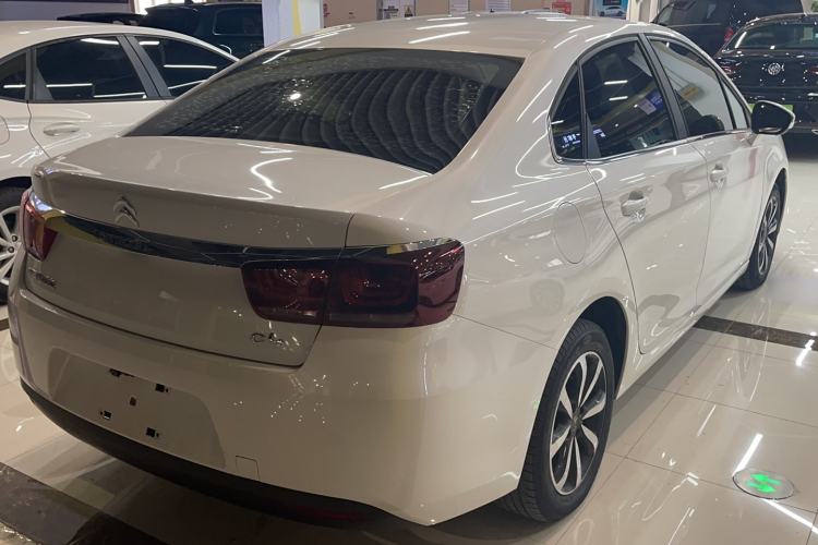 Used Citroen C4 Sega 2018 1.6L Automatic Luxury Model Exterior 4