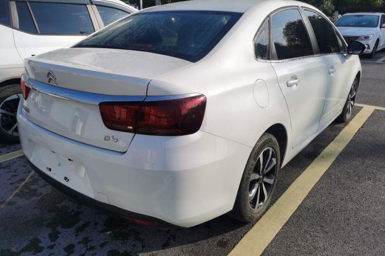 Used Citroen C4 Sega 2018 1.6L Automatic Luxury Model Exterior 5