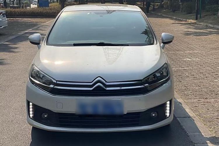 Used Citroen C4 Sega 2018 1.6L Automatic Luxury Model Exterior 5