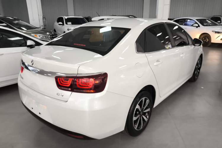 Used Citroen C4 Sega 2018 1.6L Automatic Luxury Model Exterior 5