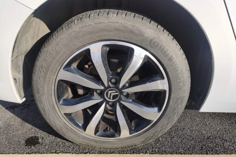 Used Citroen C4 Sega 2018 1.6L Automatic Luxury Model Exterior 8