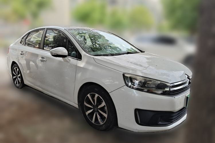 Used Citroen C4 Sega 2018 1.6L Manual Luxury Model Front Right 45 Deg