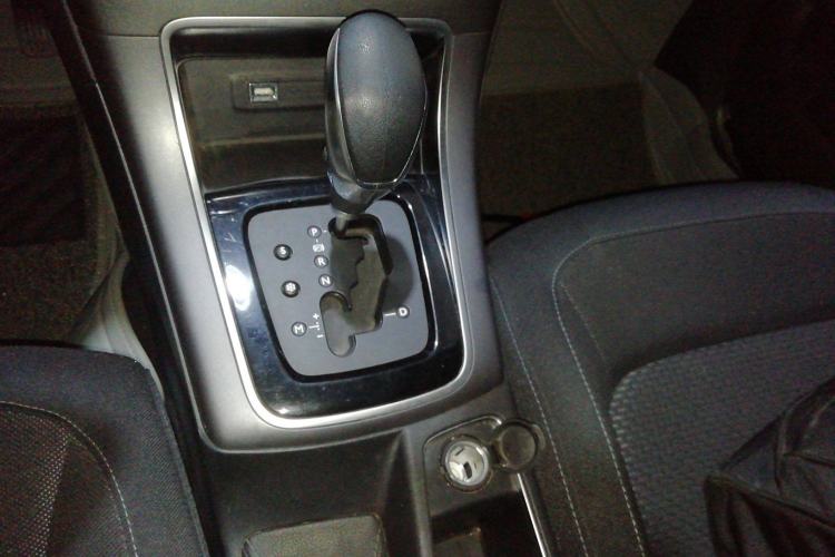 Used Citroen C4 Sega 2018 1.6L Automatic Luxury Model Gear Lever