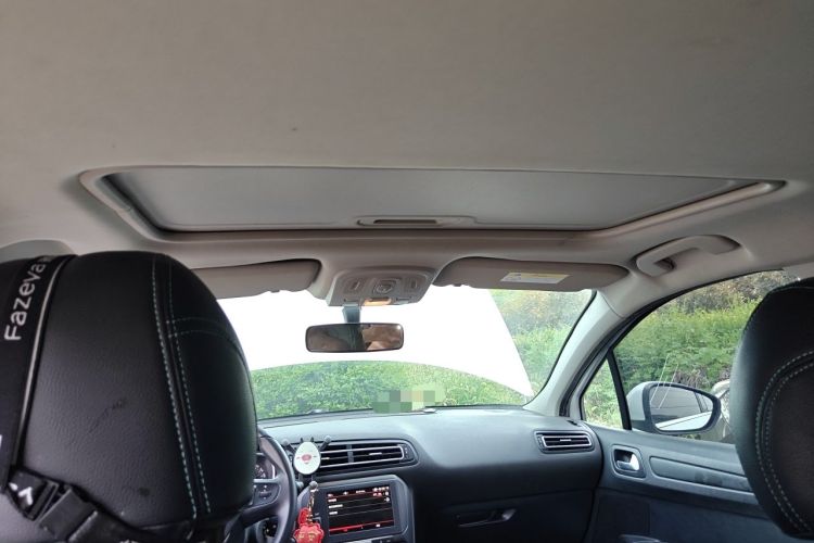Used Citroen C4 Sega 2018 1.6L Automatic Luxury Model Headliner