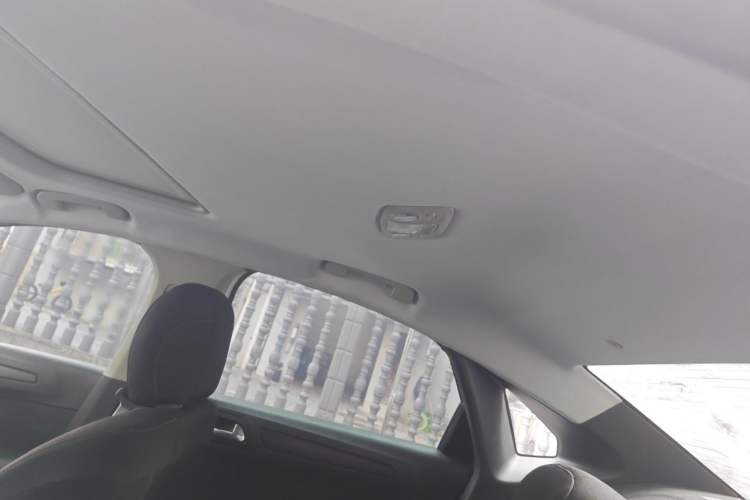 Used Citroen C4 Sega 2018 1.6L Automatic Luxury Model Headliner