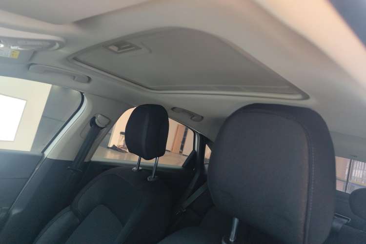 Used Citroen C4 Sega 2018 1.6L Manual Luxury Model Headliner