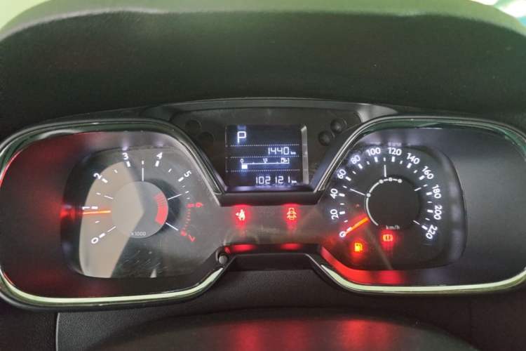 Used Citroen C4 Sega 2018 1.6L Automatic Comfort Model Instrument Cluster