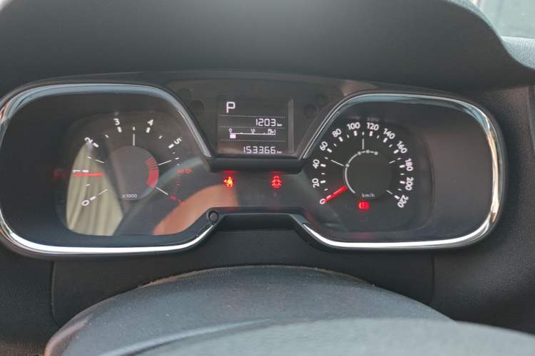 Used Citroen C4 Sega 2018 1.6L Automatic Luxury Model Instrument Cluster