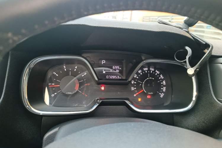 Used Citroen C4 Sega 2018 1.6L Automatic Luxury Model Instrument Cluster