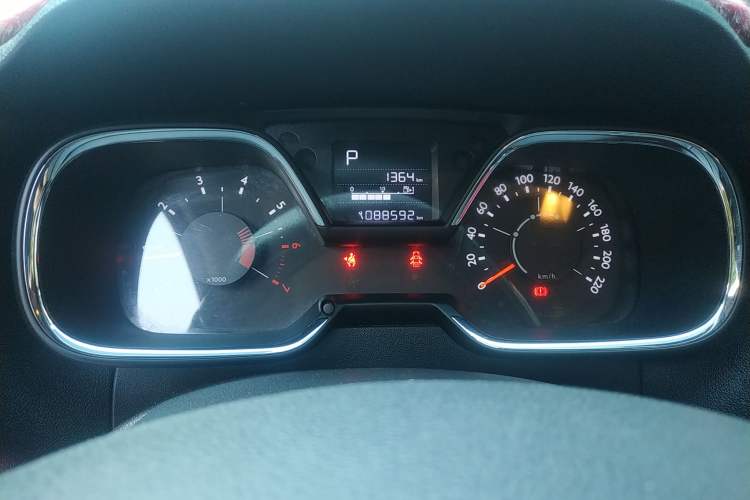Used Citroen C4 Sega 2018 1.6L Automatic Luxury Model Instrument Cluster