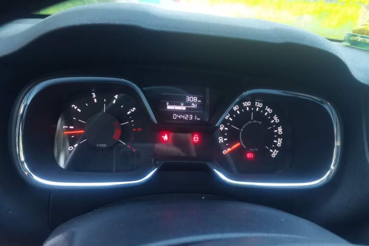 Used Citroen C4 Sega 2018 1.6L Manual Comfort Model Instrument Cluster