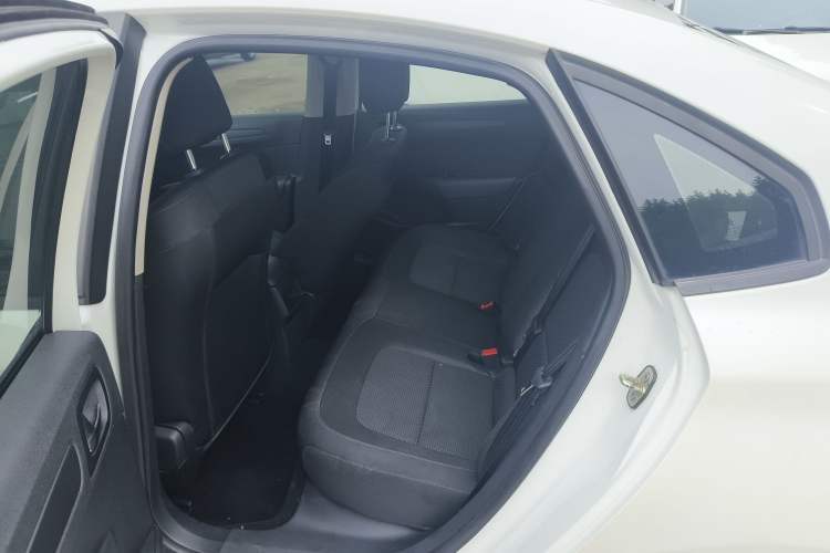 Used Citroen C4 Sega 2018 1.6L Manual Comfort Model Interior 1