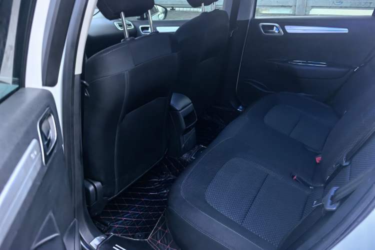 Used Citroen C4 Sega 2018 1.6L Manual Luxury Model Interior 2