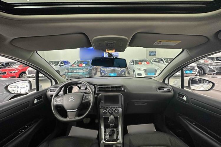 Used Citroen C4 Sega 2018 1.6L Automatic Luxury Model Interior 2