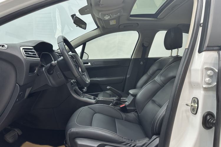 Used Citroen C4 Sega 2018 1.6L Automatic Luxury Model Interior 3