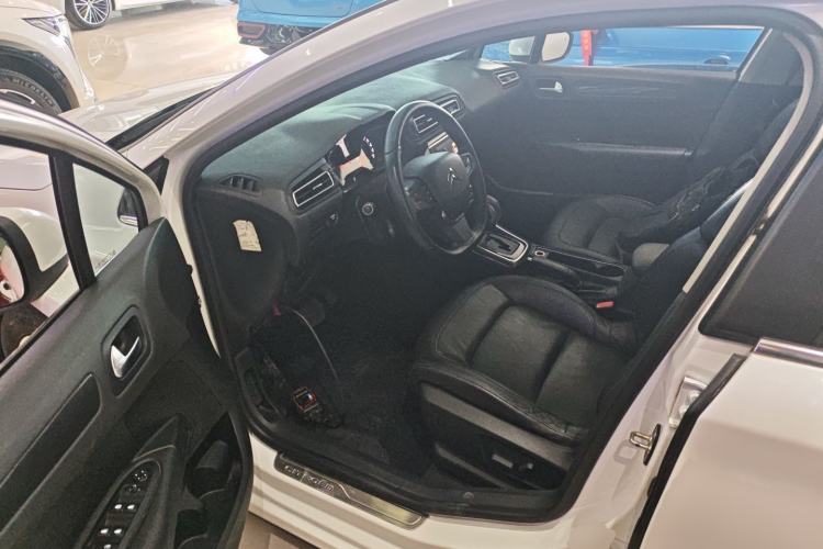 Used Citroen C4 Sega 2018 230THP Automatic Flagship Edition Interior 3