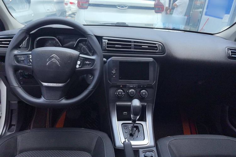 Used Citroen C4 Sega 2018 1.6L Automatic Luxury Model Interior 3
