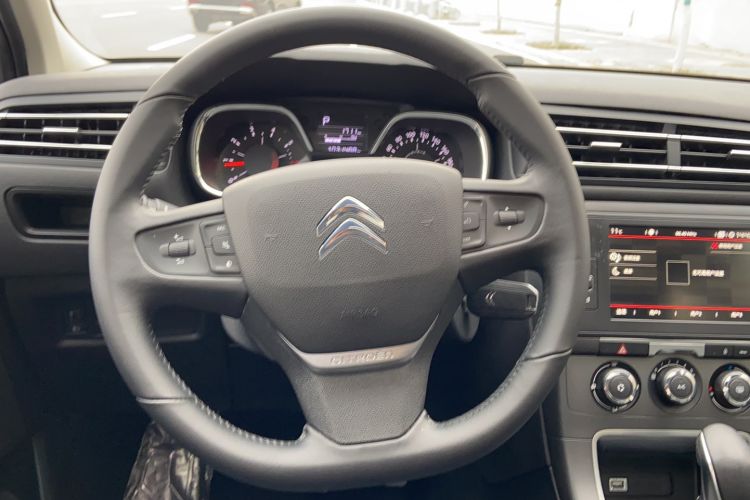 Used Citroen C4 Sega 2018 1.6L Automatic Luxury Model Interior 5