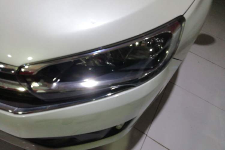 Used Citroen C4 Sega 2018 1.6L Automatic Luxury Model Left Front Headlight