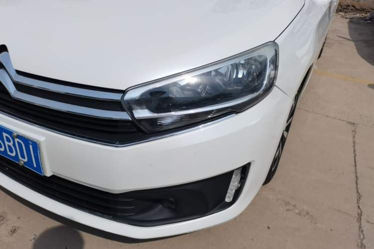 Used Citroen C4 Sega 2018 1.6L Automatic Luxury Model Left Front Headlight