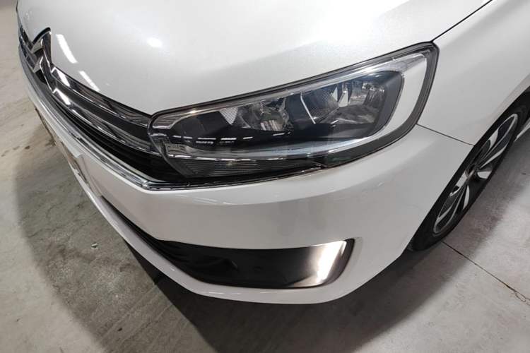 Used Citroen C4 Sega 2018 1.6L Automatic Luxury Model Left Front Headlight