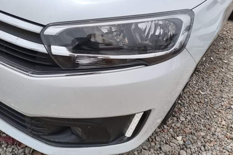 Used Citroen C4 Sega 2018 1.6L Automatic Luxury Model Left Front Headlight