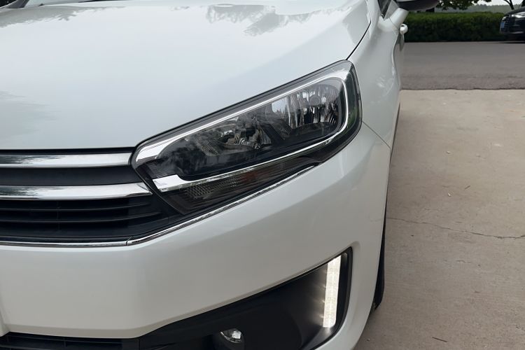 Used Citroen C4 Sega 2018 1.6L Automatic Luxury Model Left Front Headlight