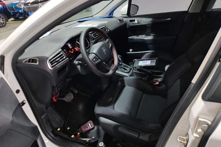 Used Citroen C4 Sega 2018 1.6L Automatic Luxury Model Left Front Seat