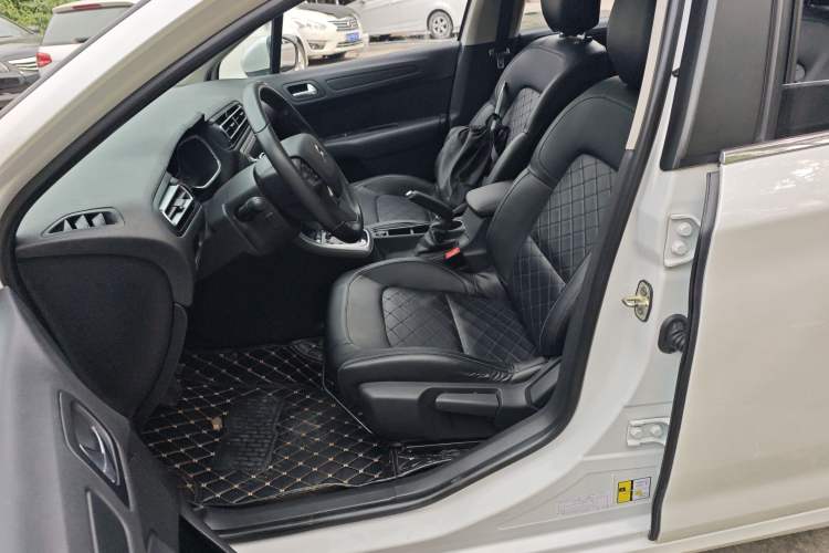 Used Citroen C4 Sega 2018 1.6L Automatic Luxury Model Left Front Seat