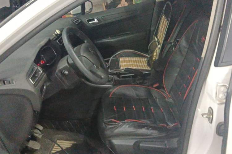Used Citroen C4 Sega 2018 1.6L Manual Comfort Model Left Front Seat