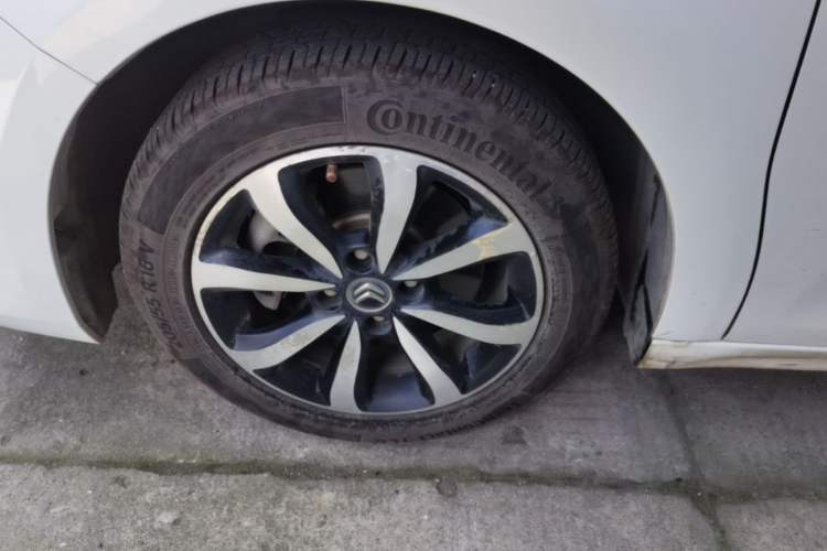 Used Citroen C4 Sega 2018 1.6L Automatic Luxury Model Left Front Wheel Hub