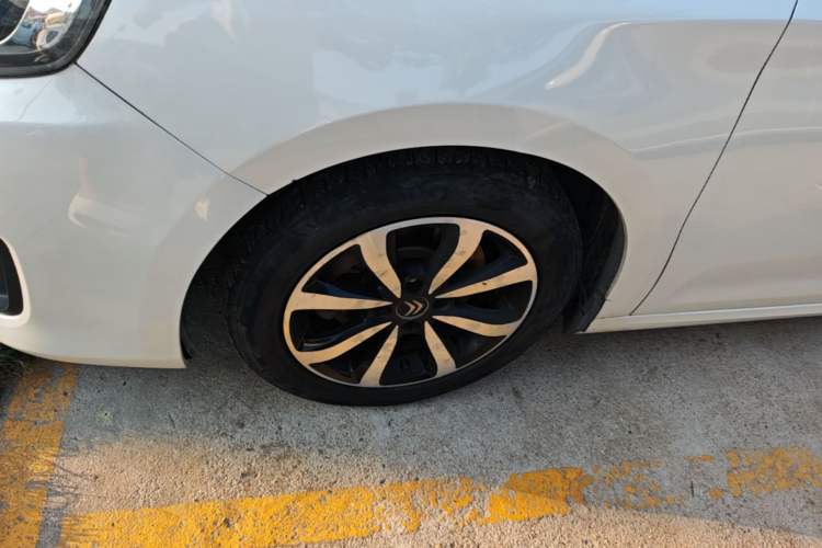 Used Citroen C4 Sega 2018 1.6L Automatic Luxury Model Left Front Wheel Hub