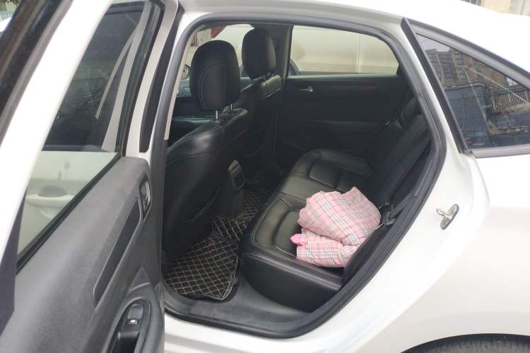 Used Citroen C4 Sega 2018 1.6L Manual Comfort Model Left Rear Seat