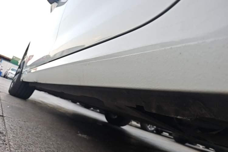 Used Citroen C4 Sega 2018 1.6L Automatic Luxury Model Left Side Sill