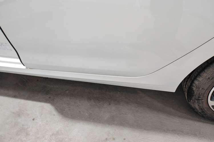 Used Citroen C4 Sega 2018 1.6L Automatic Luxury Model Left Side Sill