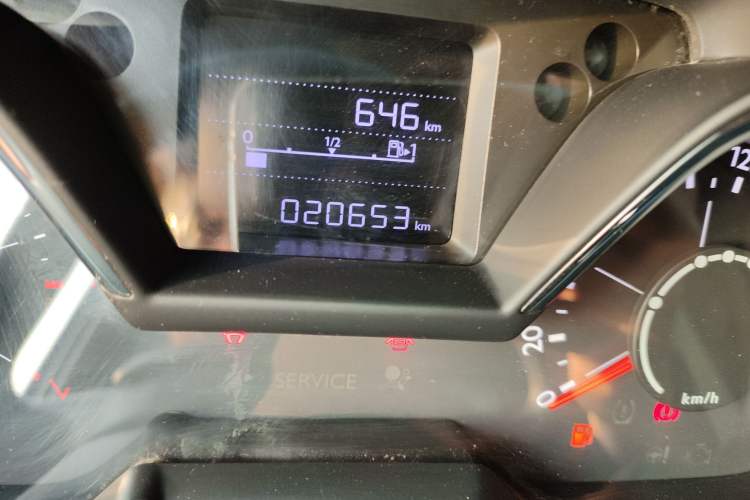 Used Citroen C4 Sega 2018 1.6L Manual Comfort Model Odometer Close Up