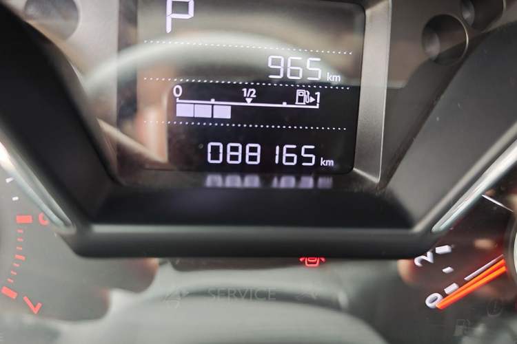 Used Citroen C4 Sega 2018 1.6L Automatic Luxury Model Odometer Close Up