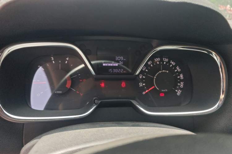 Used Citroen C4 Sega 2018 1.6L Manual Luxury Model Odometer Close Up
